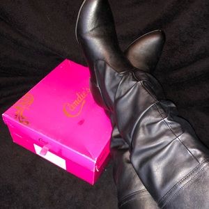Candie’s Sz 8 w/Box!💕 Cawinni Slouch 3/4” Heel Faux Black Leather Boots Shoe